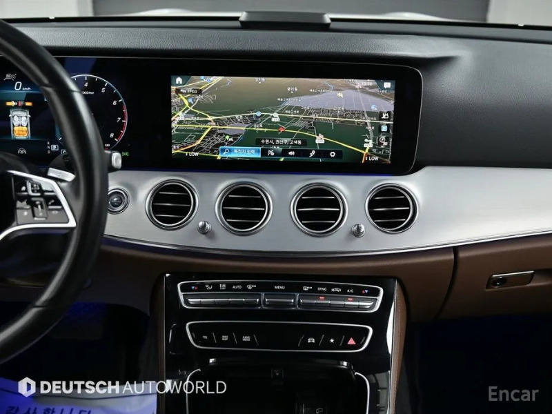 car Mercedes Benz E Class id44088 photo #14