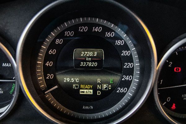 car Mercedes Benz E Class id44174 photo #11