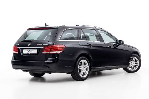 car Mercedes Benz E Class id44174 photo #2
