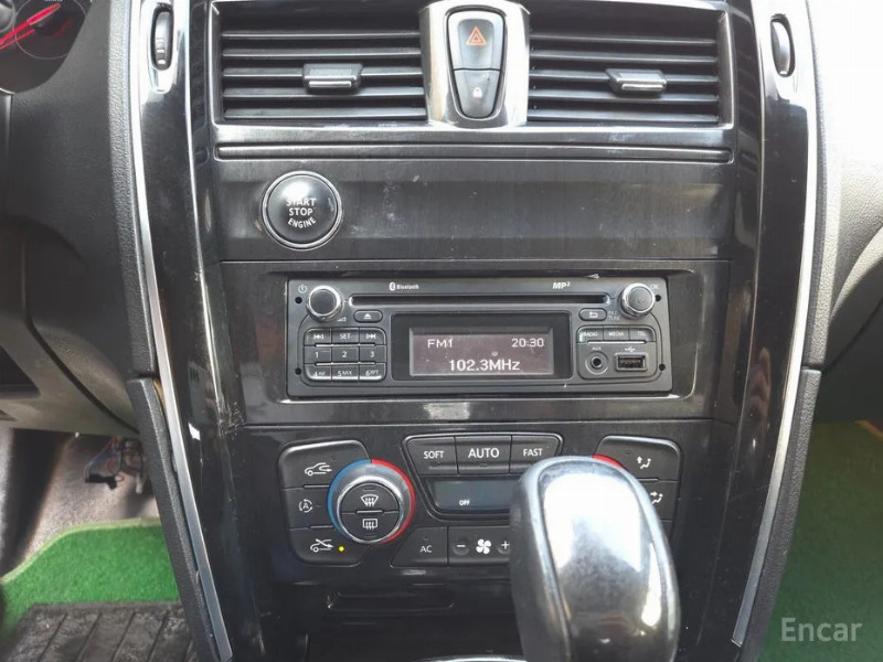 car Renault Samsung SM7 id44279 photo #11