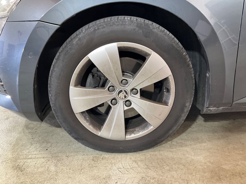 car Skoda Superb id44447 photo #7