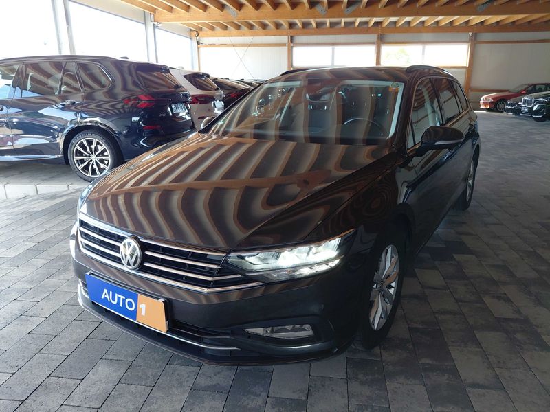 car Volkswagen Passat id44829 main photo