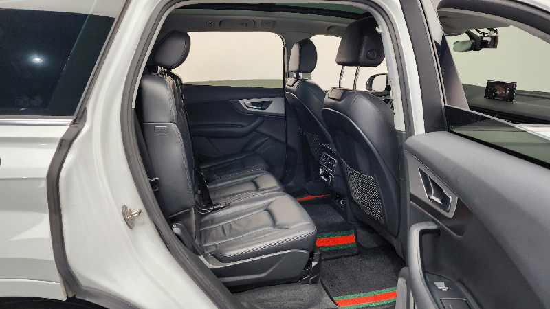 car Audi Q7 id45759 photo #12