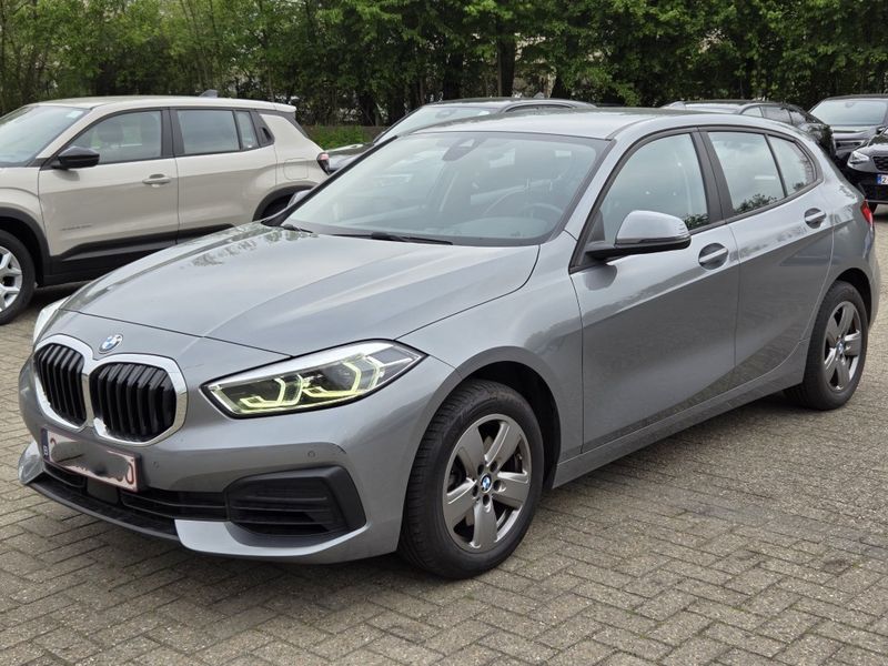 car BMW 1 Series id45798 main photo