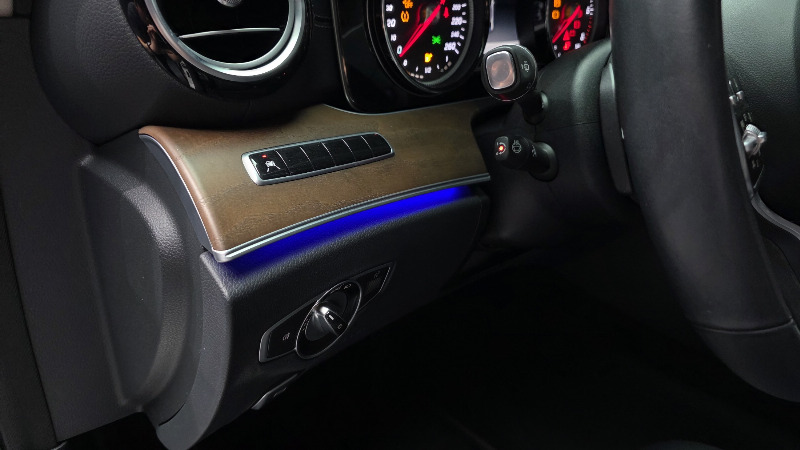 car Mercedes Benz E Class id45846 photo #19