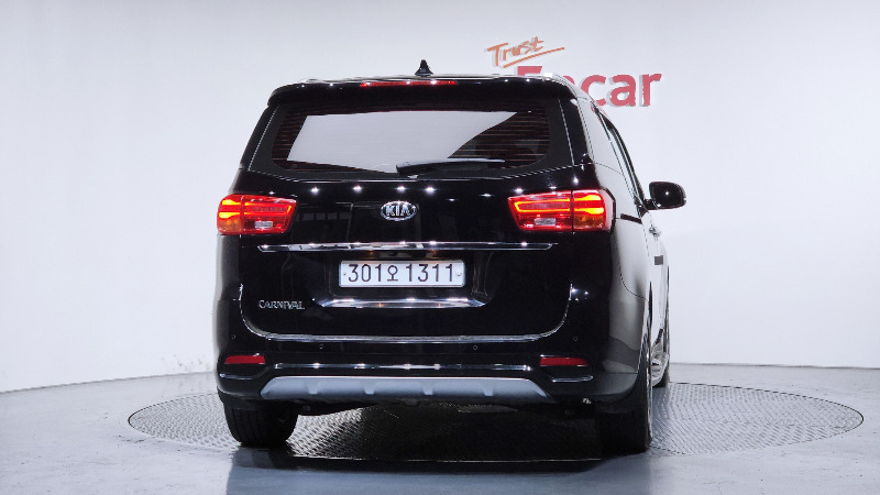 car KIA Carnival id45863 photo #4