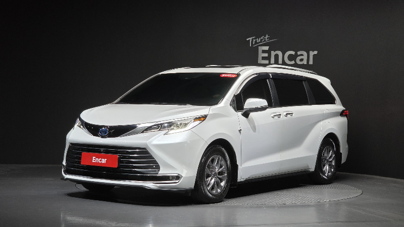 car Toyota Sienna id45935 main photo