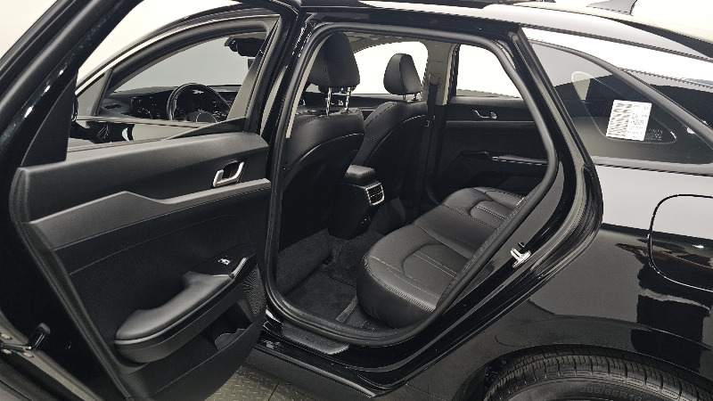 car KIA K5 id46095 photo #11