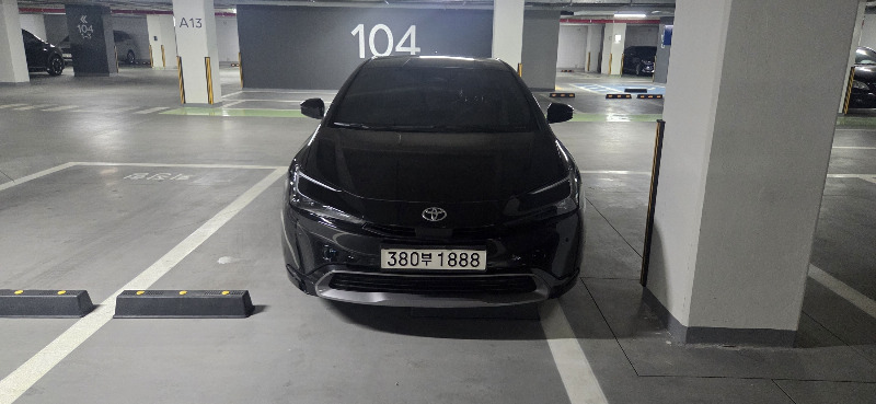 car Toyota Prius id46879 main photo