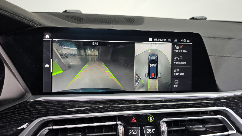 car BMW X7 id46953 photo #15