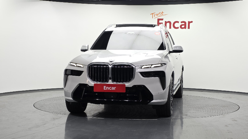 car BMW X7 id46992 photo #3