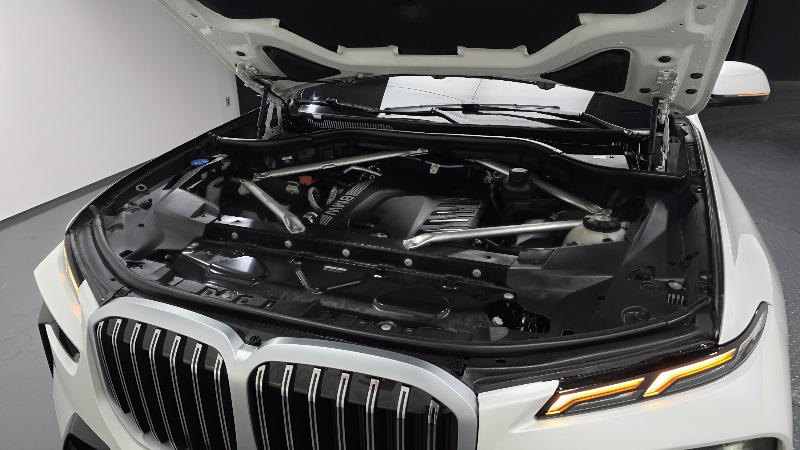 car BMW X7 id46992 photo #6