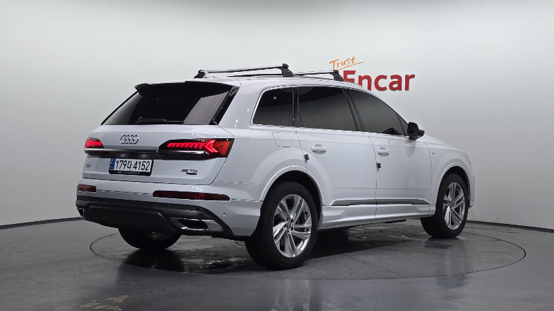 car Audi Q7 id47005 photo #2