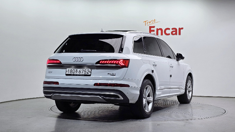 car Audi Q7 id47007 photo #2