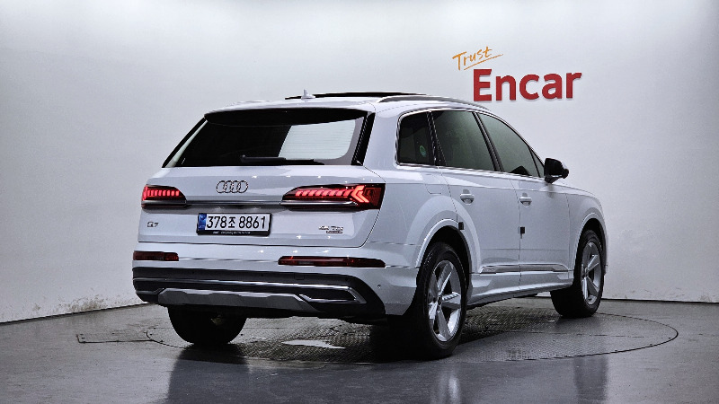 car Audi Q7 id47015 photo #2
