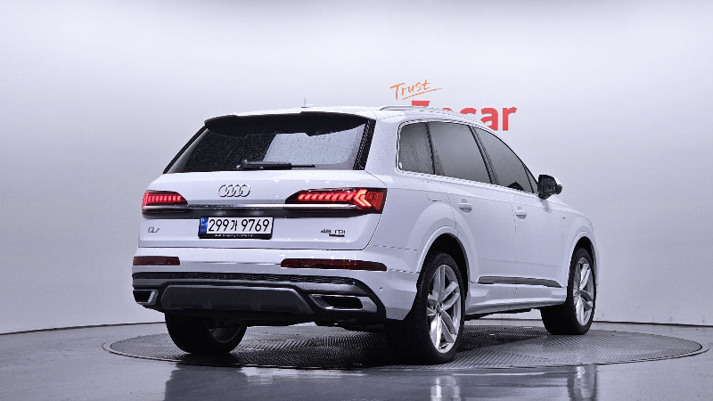 car Audi Q7 id47024 photo #2