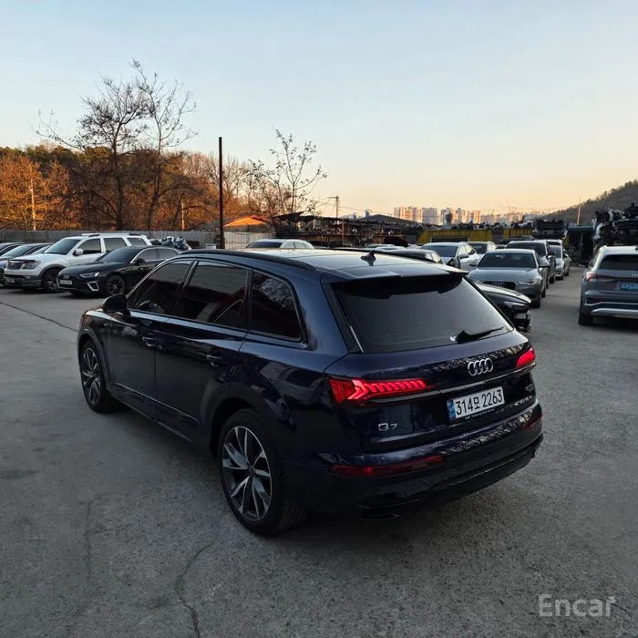 car Audi Q7 id47079 photo #3