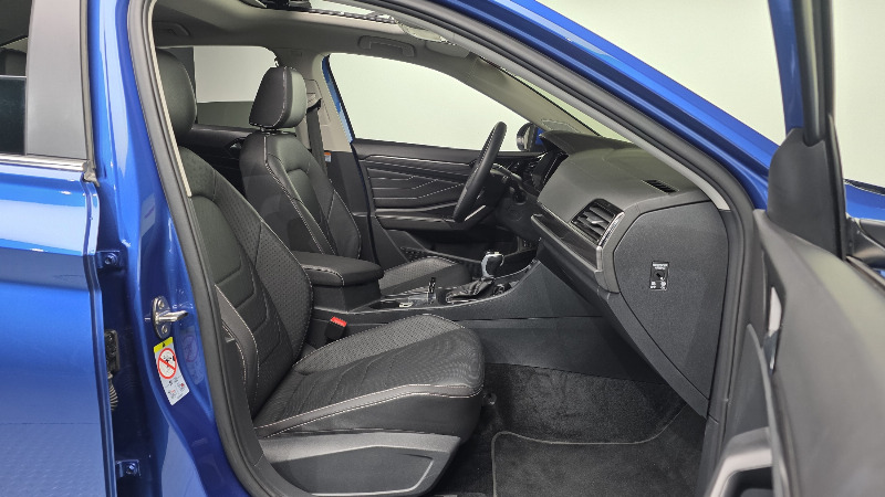 car Volkswagen Jetta id47175 photo #10