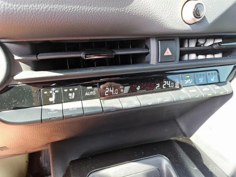 car Toyota Crown id47302 photo #10