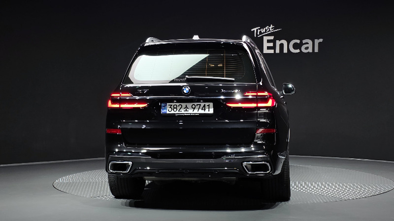 car BMW X7 id47420 photo #4