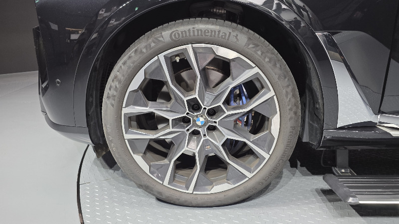 car BMW X7 id47420 photo #5