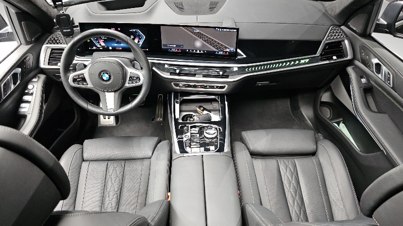 car BMW X7 id47420 photo #7