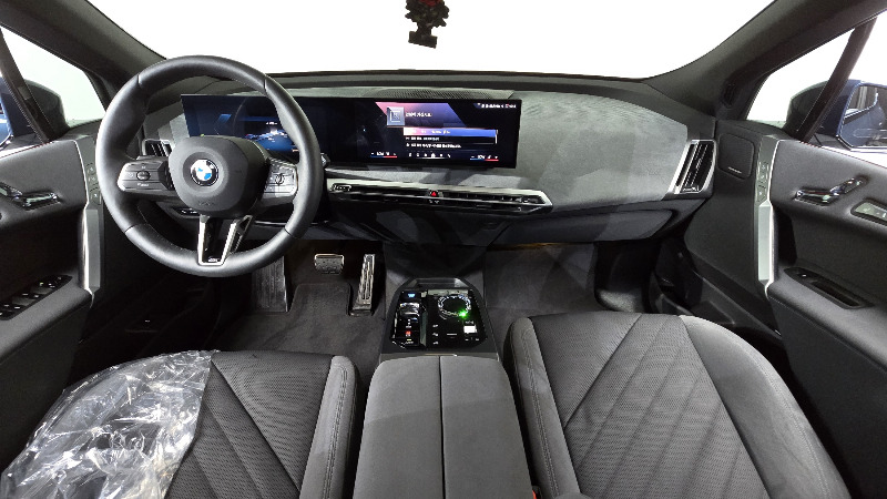 car BMW iX id47456 photo #7