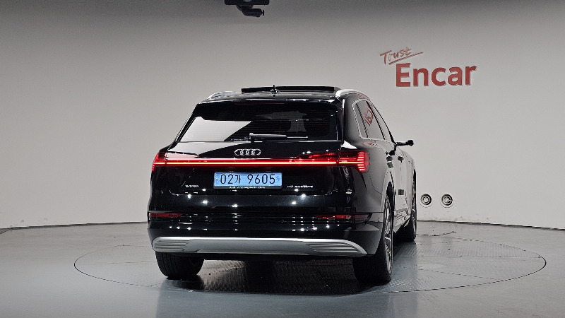 car Audi e-tron id47594 photo #4