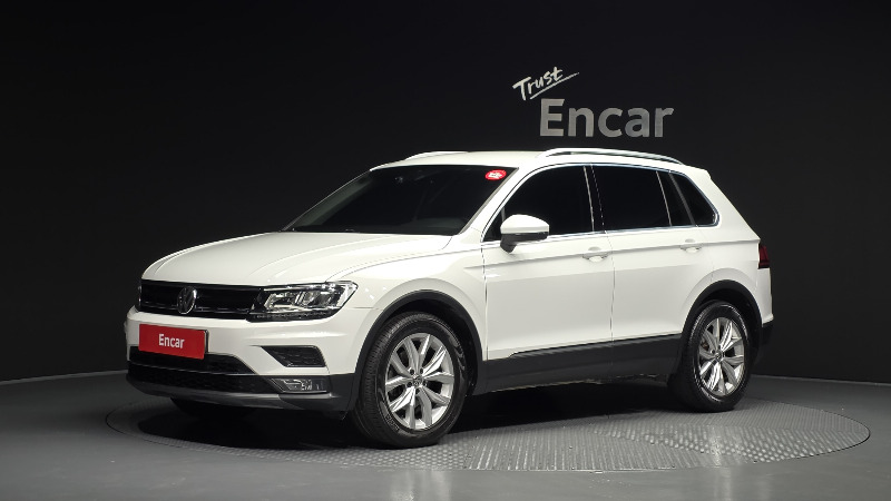 car Volkswagen Tiguan id47621 main photo