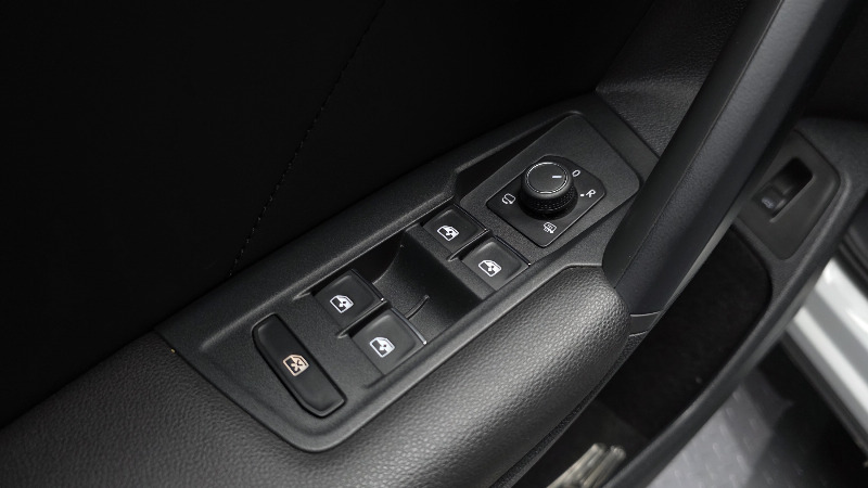 car Volkswagen Tiguan id47621 photo #19