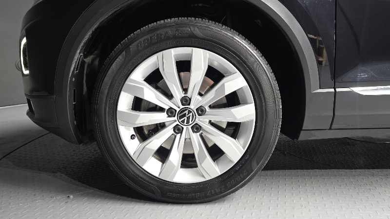 car Volkswagen T-Roc id47636 photo #5