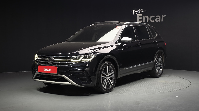 car Volkswagen Tiguan id47648 main photo