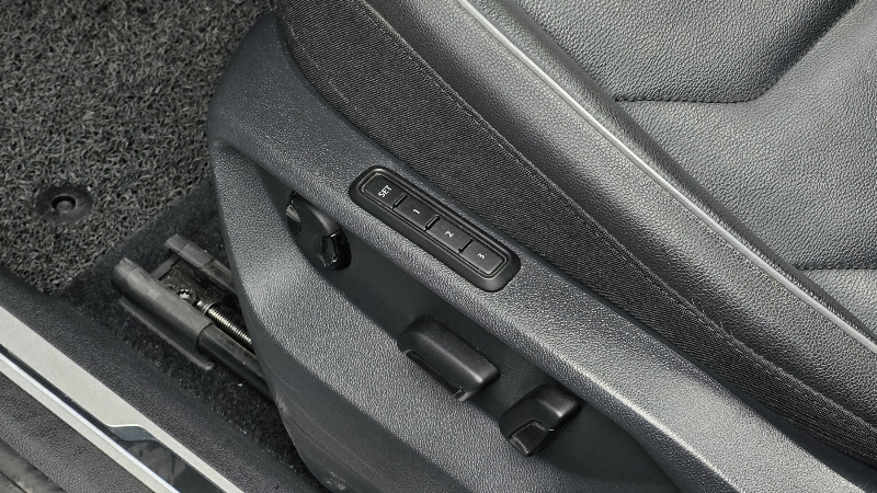 car Volkswagen Tiguan id47652 photo #19