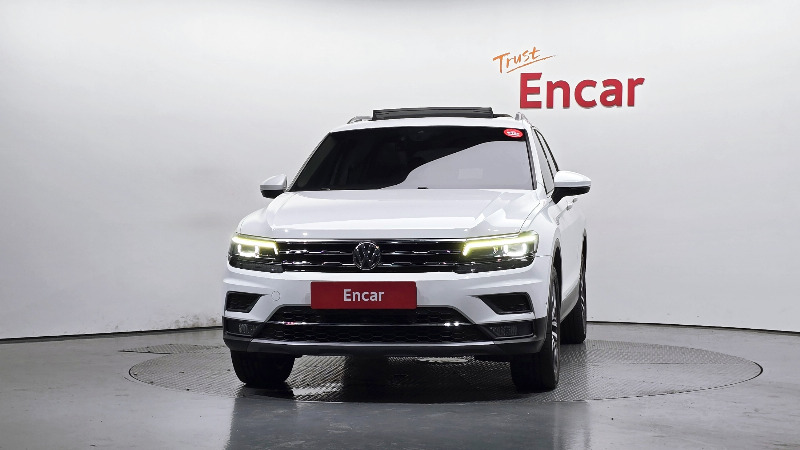 car Volkswagen Tiguan id47652 photo #3