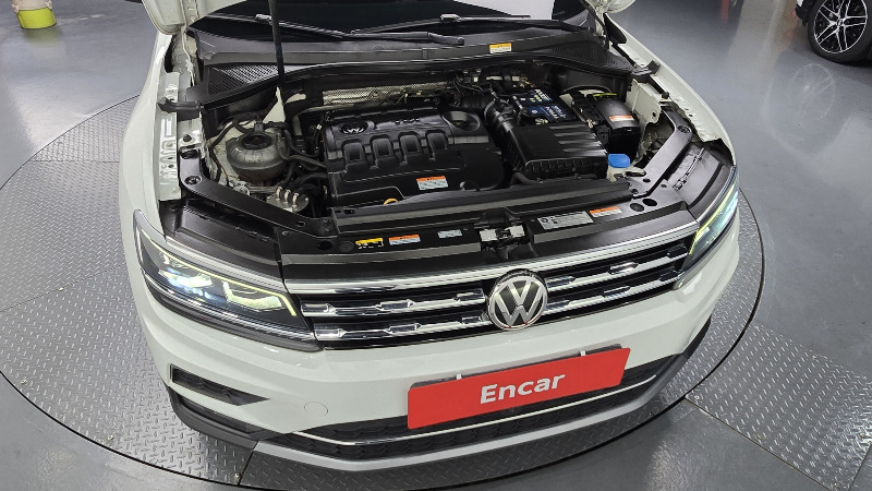car Volkswagen Tiguan id47652 photo #6