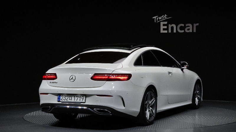 car Mercedes Benz E Class id47686 photo #2