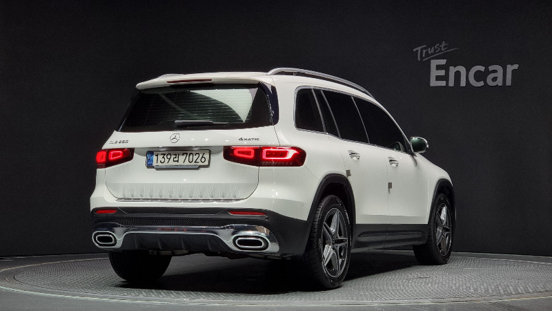 car Mercedes Benz GLB id47698 photo #2