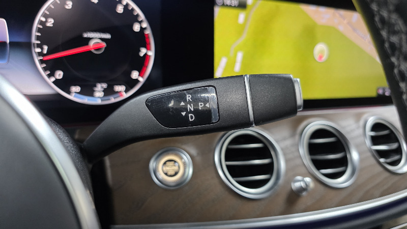 car Mercedes Benz E Class id47729 photo #9