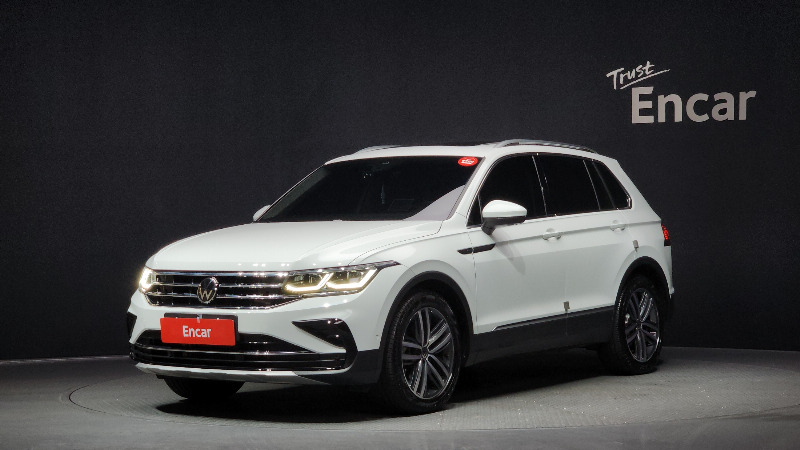 car Volkswagen Tiguan id47824 main photo