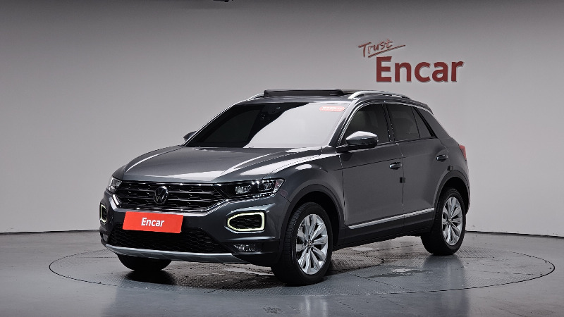 car Volkswagen T-Roc id47835 main photo