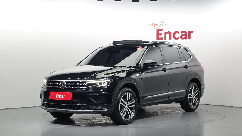 car Volkswagen Tiguan id47841 main photo