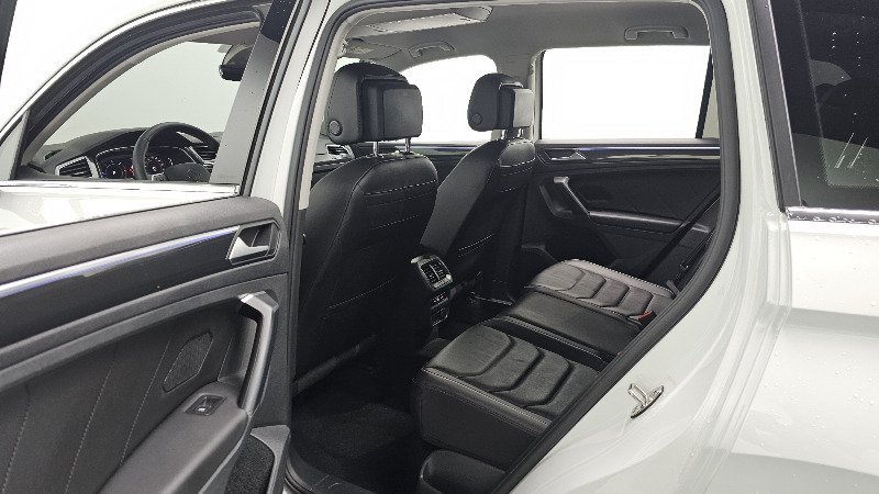 car Volkswagen Tiguan id47844 photo #11