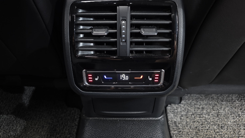 car Volkswagen Arteon id47846 photo #17
