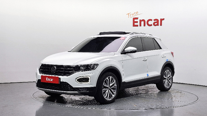 car Volkswagen T-Roc id47849 main photo