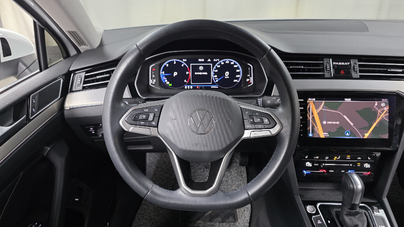 car Volkswagen Passat id47857 photo #14