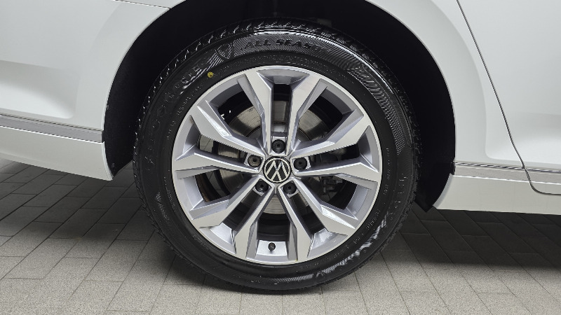 car Volkswagen Passat id47857 photo #5