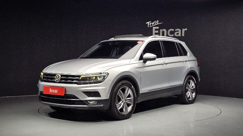 car Volkswagen Tiguan id47863 main photo