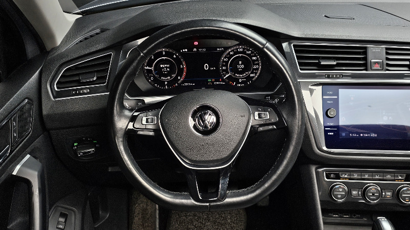 car Volkswagen Tiguan id47863 photo #13