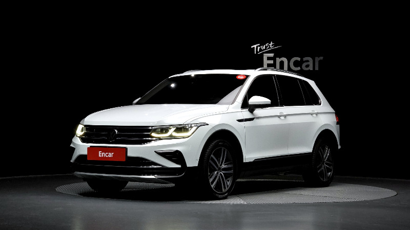 car Volkswagen Tiguan id47864 main photo