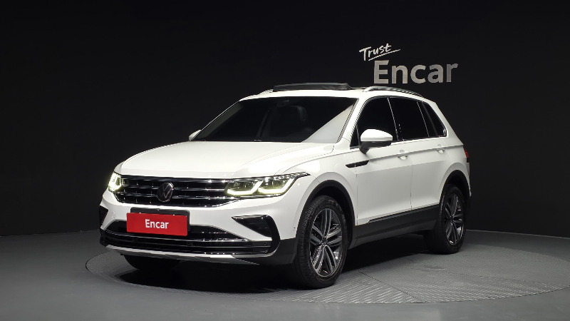 car Volkswagen Tiguan id47865 main photo